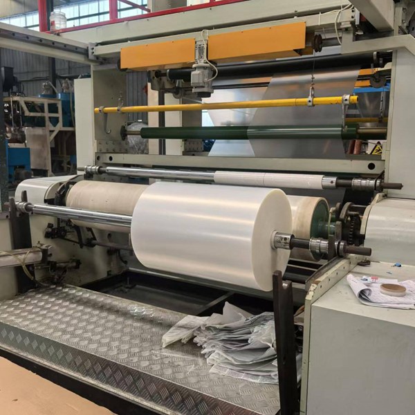 高性能热收缩膜